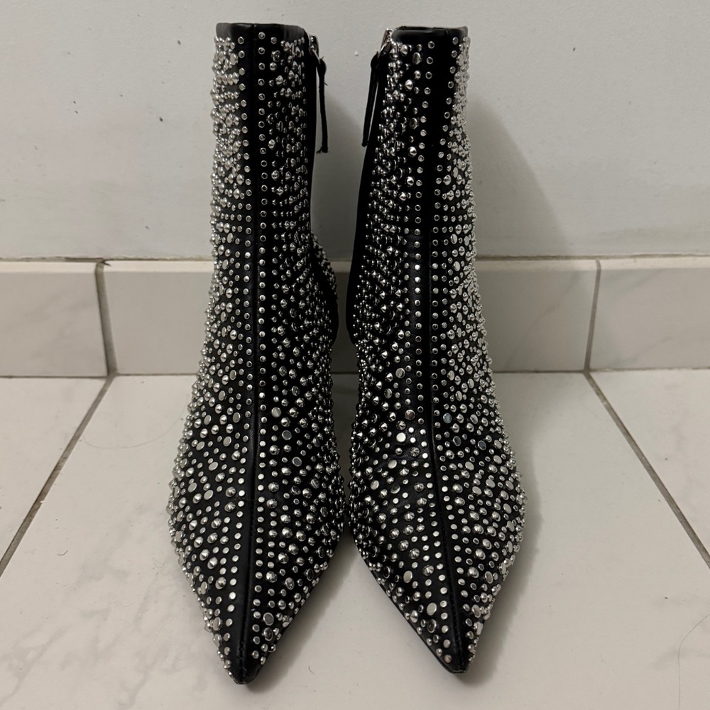 Zara Black Studded  Heeled Ankle Boots - Size 8 - Picture 6 of 16